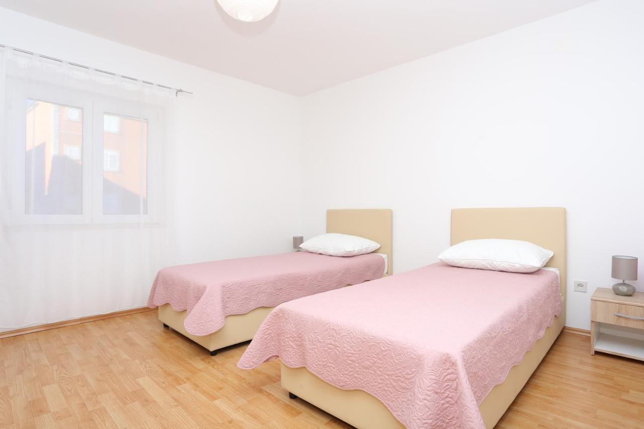 Apartments With A Parking Space Split - 11518 Exterior foto